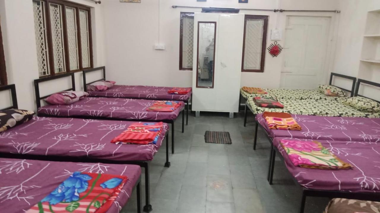Shivanjali Bhakt Niwas ウッジャイン エクステリア 写真