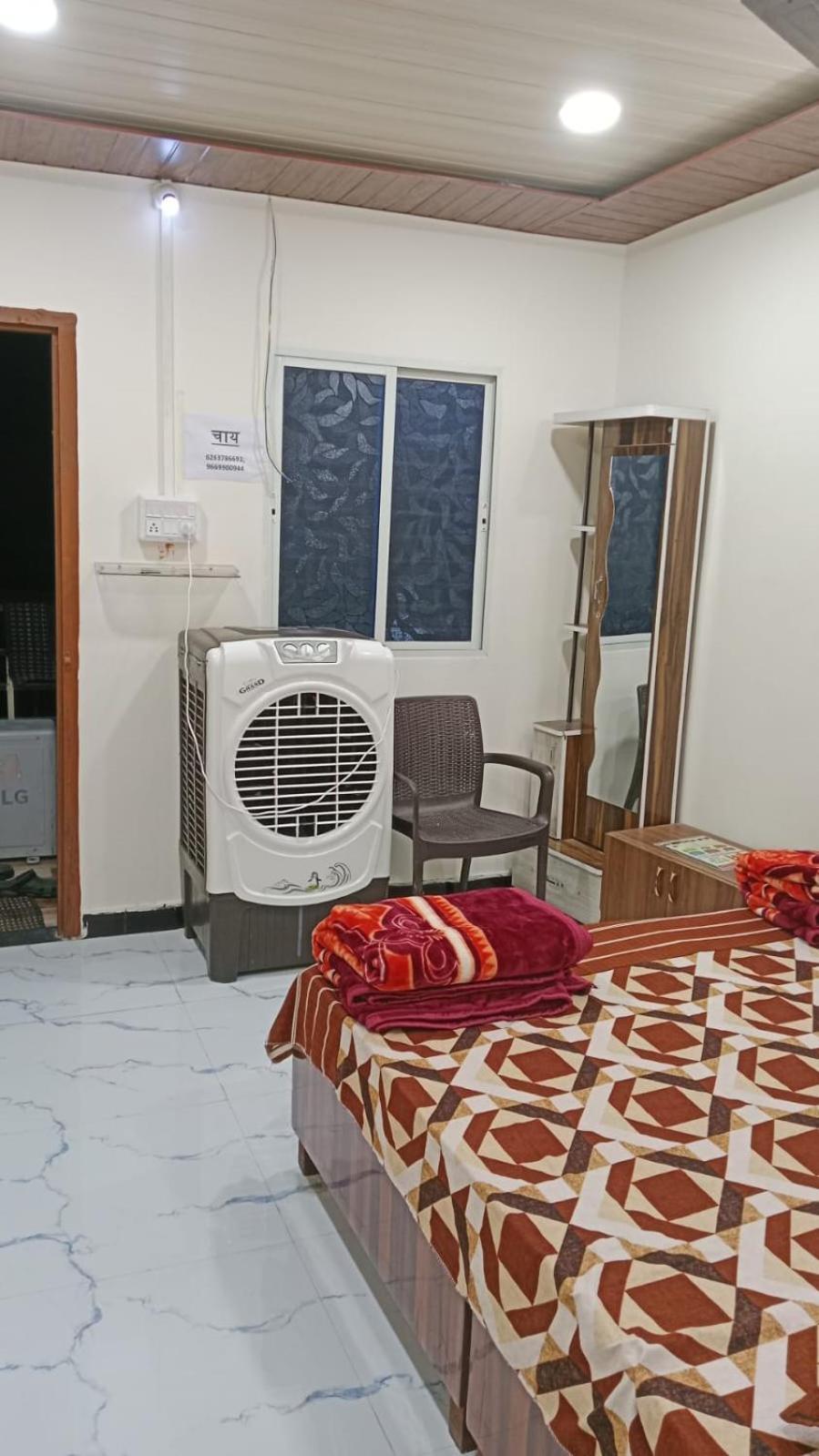 Shivanjali Bhakt Niwas ウッジャイン エクステリア 写真